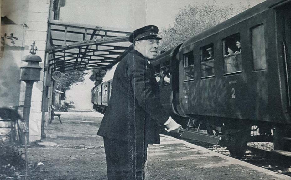 CINÉMA: Fernandel chef de gare&nbsp;?