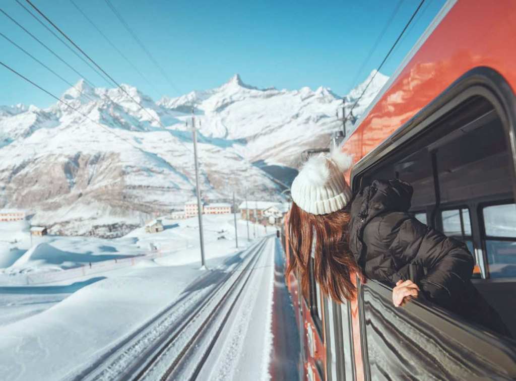 « On s’endort à Paris et on se réveille avec les sommets enneigés » : dans le train de nuit vers les stations de ski&nbsp;savoyardes