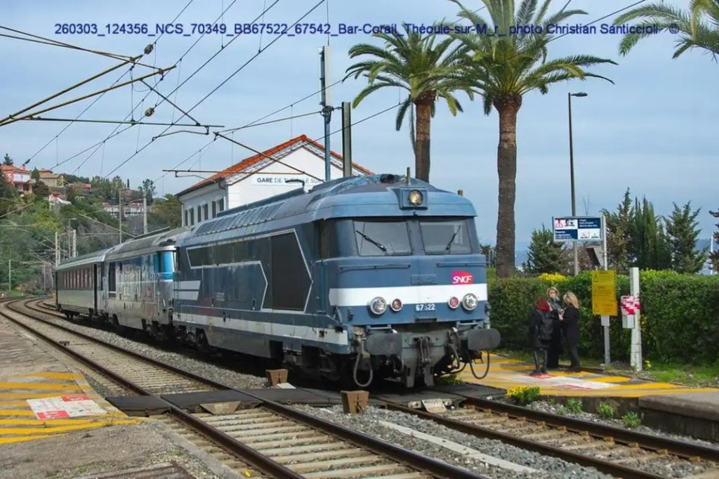 RETOUR À SOTTEVILLE pour la voiture CORAIL BAR&nbsp;DISCO