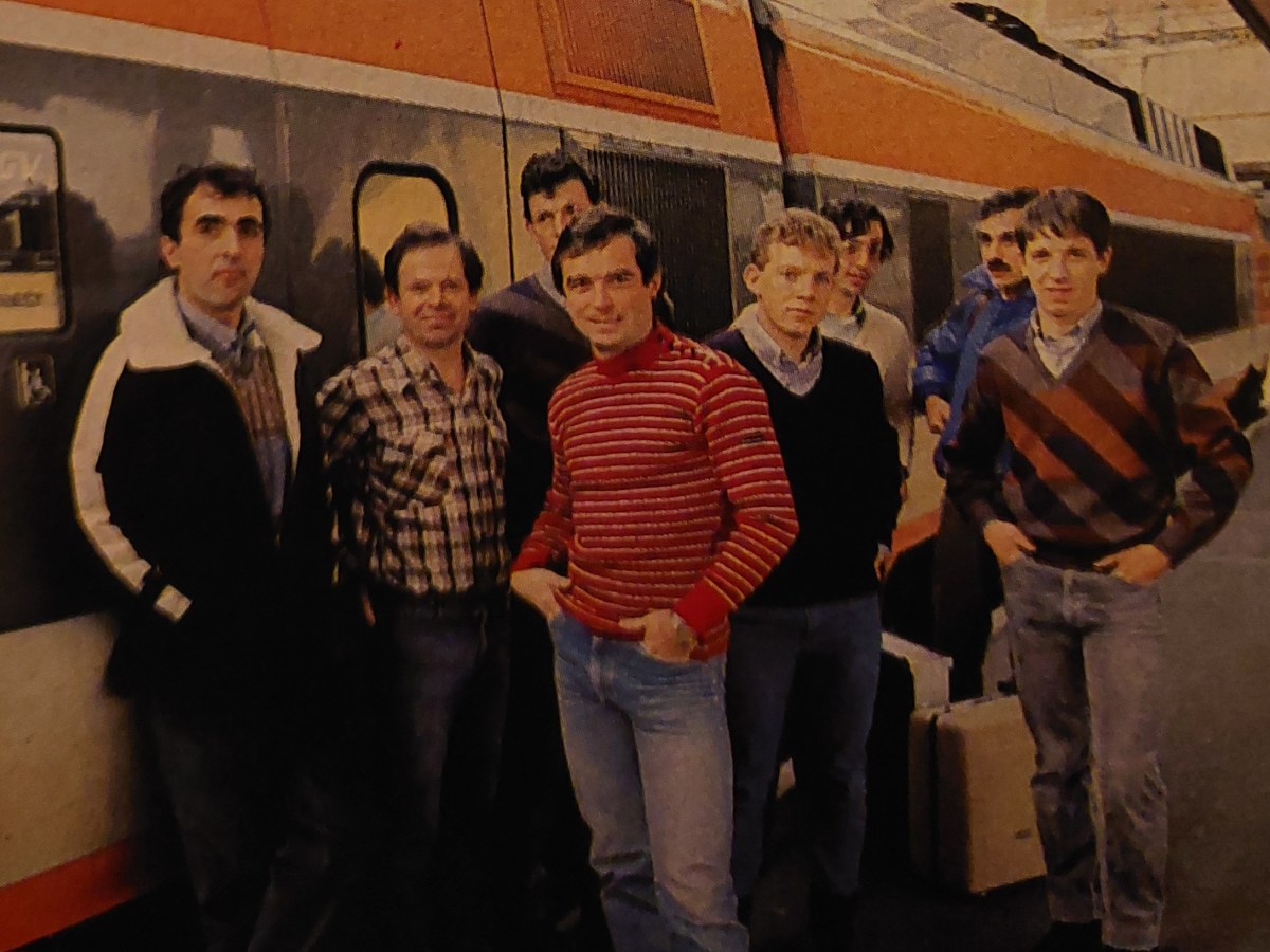 1984: Bernard HINAULT mène le peloton dans le&nbsp;TGV